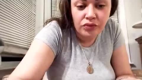 amazonnnnn33 online show from February 13, 2026, 2:51 am