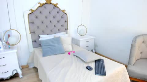 Sara online show from December 30, 2024, 2:19 pm