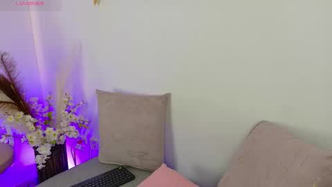 Ambar online show from November 25, 2025, 4:01 am