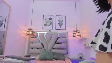 Snapshot of ambar_cullen chatting on November 22, 2025, 8:52 pm ambar_cullen online show from November 22, 2025, 8:52 pm