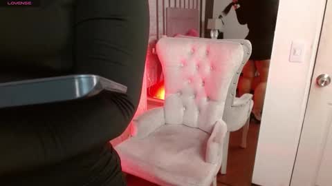 Snapshot of ambar_jonesx chatting on October 8, 2025, 7:39 am Ambar Jones online show from October 8, 2025, 7:39 am