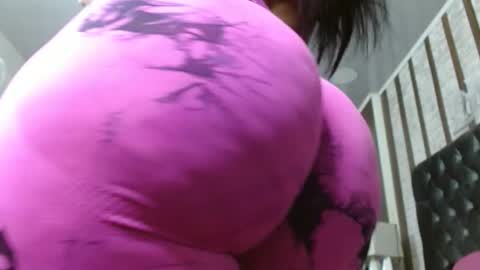 Snapshot of ambar_jonesx chatting on November 7, 2025, 11:32 am Ambar Jones online show from November 7, 2025, 11:32 am