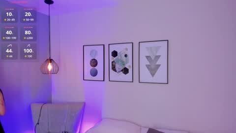 ambarevans_ online show from October 25, 2025, 11:51 am