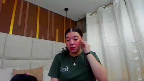 AmbarGills online show from March 4, 2026, 1:06 pm