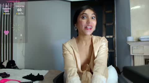 Snapshot of ambaross chatting on February 5, 2025, 1:26 am Ambar Ross online show from February 5, 2025, 1:26 am