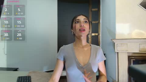 Snapshot of ambaross chatting on February 27, 2025, 1:27 am Ambar Ross online show from February 27, 2025, 1:27 am