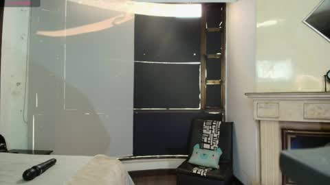 Snapshot of ambaross chatting on February 27, 2025, 7:15 pm Ambar Ross online show from February 27, 2025, 7:15 pm