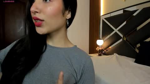 Snapshot of ambaross chatting on February 7, 2026, 12:42 pm Ambar Ross online show from February 7, 2026, 12:42 pm