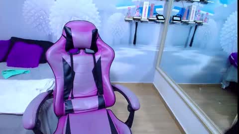ambel_rose online show from May 23, 2026, 7:18 pm