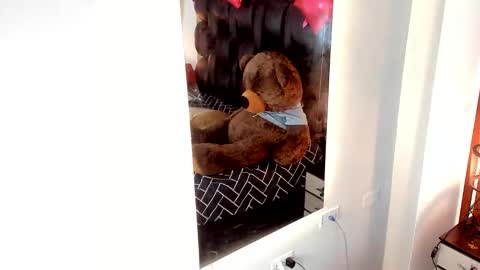 Cody amber online show from February 8, 2025, 6:22 pm