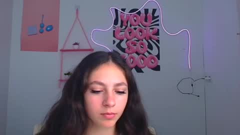 Snapshot of amber__r chatting on June 25, 2026, 5:45 am Amber online show from June 25, 2026, 5:45 am