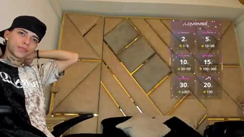 Amber  online show from September 26, 2025, 3:05 pm