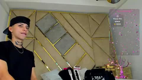 Amber  online show from October 25, 2025, 5:08 pm