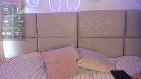 Snapshot of amber_bridge chatting on December 2, 2025, 9:10 pm amber_bridge online show from December 2, 2025, 9:10 pm