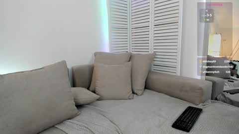 Snapshot of amber_foks chatting on December 20, 2024, 11:21 am Amber online show from December 20, 2024, 11:21 am