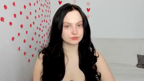 call me Amber online show from March 5, 2026, 8:32 am