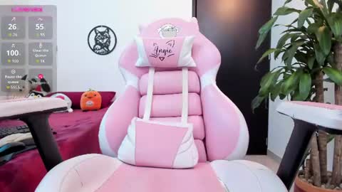 Snapshot of amber_sexy14 chatting on July 28, 2026, 7:39 pm amber_sexy14 online show from July 28, 2026, 7:39 pm