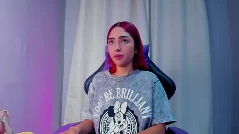 Snapshot of amberbaker21 chatting on March 4, 2025, 3:37 pm Amber Baker online show from March 4, 2025, 3:37 pm