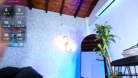 Amber Collins online show from January 24, 2025, 10:43 am