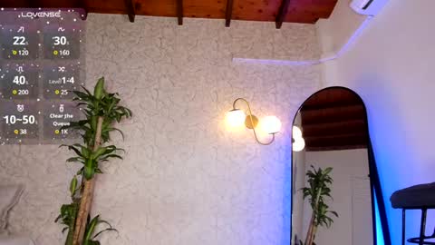 Amber Collins online show from January 28, 2025, 10:23 am