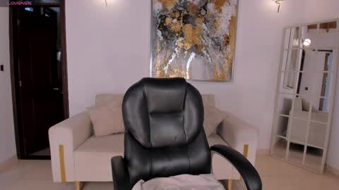  Amber   online show from March 17, 2026, 11:35 am