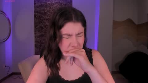 Amber  online show from October 10, 2025, 8:19 pm