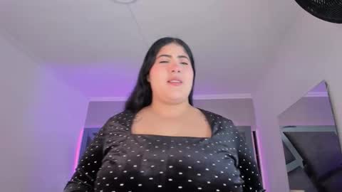 Amber  online show from October 8, 2025, 11:52 am