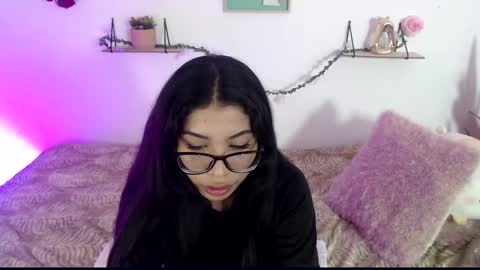 Amber Jeong online show from January 8, 2025, 2:46 am