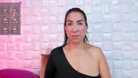 Snapshot of amberjoymilf chatting on June 4, 2026, 7:58 am Amber online show from June 4, 2026, 7:58 am