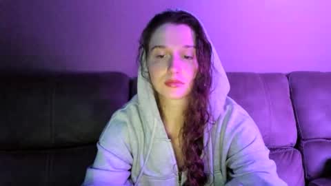 amberkinsley online show from February 6, 2026, 4:50 am