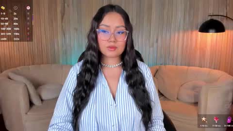 Amber  online show from September 18, 2025, 2:35 am