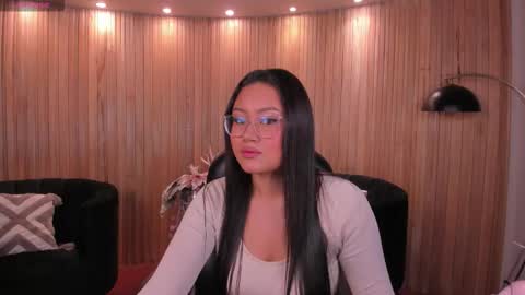 Amber  online show from November 12, 2025, 2:56 am