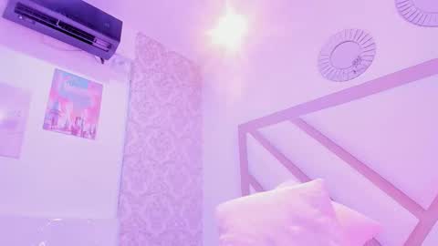 Snapshot of amberr_sweet_ chatting on November 20, 2025, 8:30 pm Amberr Sweet online show from November 20, 2025, 8:30 pm