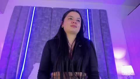 Amber Ferreira online show from January 13, 2025, 6:27 pm