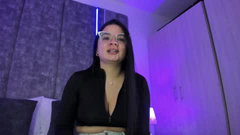 Amber Ferreira online show from January 26, 2025, 12:33 pm