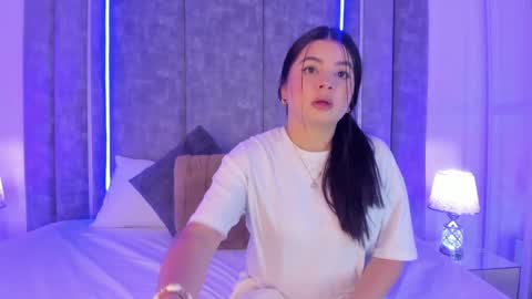 Amber Ferreira online show from February 22, 2025, 11:57 am