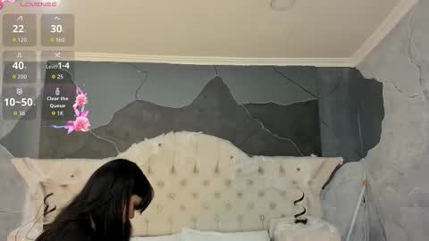 Snapshot of amberrgrey_ chatting on October 8, 2025, 5:10 pm Amber Grey online show from October 8, 2025, 5:10 pm