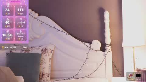 Amberseyes online show from January 11, 2025, 2:15 pm