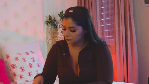 Amberseyes online show from March 25, 2026, 5:24 am