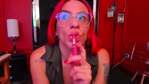 Amber online show from November 6, 2025, 6:53 pm