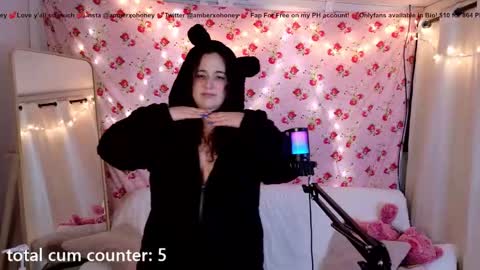 Amber Honey  online show from February 28, 2025, 5:37 am