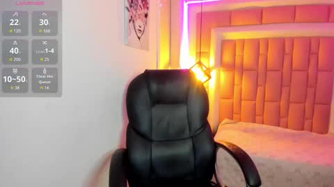 amelia_lopez24 online show from March 7, 2026, 7:33 pm