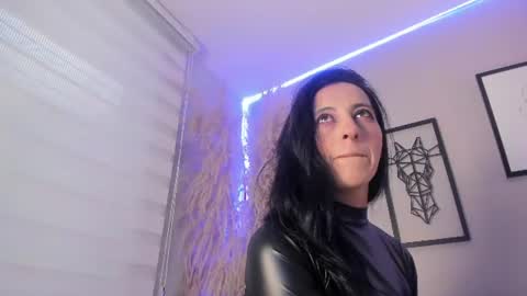 Snapshot of amelia_simpson chatting on June 20, 2026, 7:05 pm online show from June 20, 2026, 7:05 pm