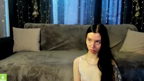 Snapshot of amelia_skyy chatting on June 10, 2026, 1:17 am Anna online show from June 10, 2026, 1:17 am