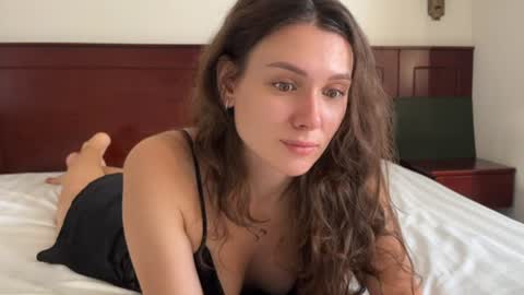 Snapshot of ameliahenderson chatting on June 24, 2026, 11:15 pm Ameli online show from June 24, 2026, 11:15 pm