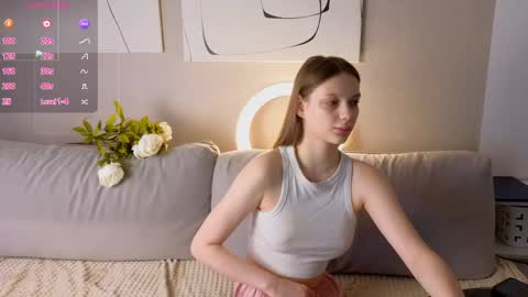 5th day here my name Jennie online show from April 23, 2026, 8:11 pm