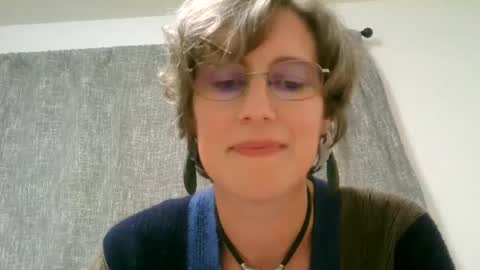 Ameliaishka online show from October 5, 2025, 3:05 am