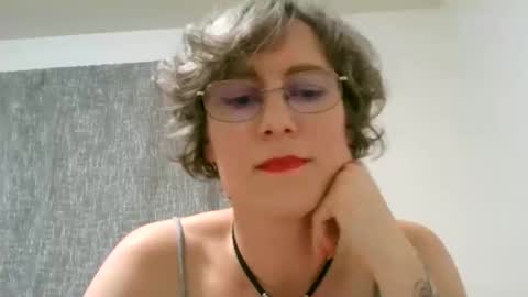 Ameliaishka online show from November 24, 2025, 4:34 am