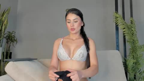 Snapshot of ameliajones_1 chatting on June 4, 2026, 2:39 am Ameliajones online show from June 4, 2026, 2:39 am