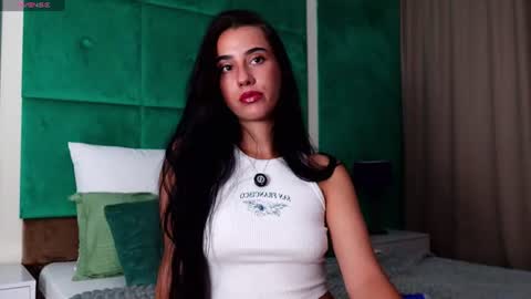 Snapshot of ameliajuney chatting on August 9, 2026, 8:58 pm AmeliaJune online show from August 9, 2026, 8:58 pm